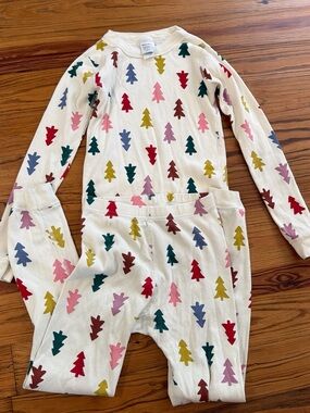 Practically brand new Hanna Andersson pajamas. Christmas trees